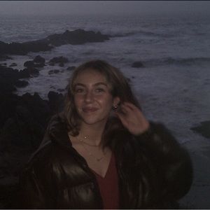 Meet your Posher, Eva